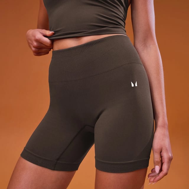 MP Damen Tempo Seamless Scrunch Shorts – Kakao - XS · MyProtein · Myprotein